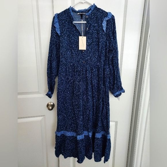 Universal Thread Dresses & Skirts - NWT Blue Floral Dress